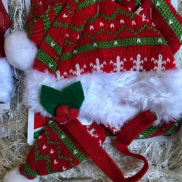 Pet Santa hat and scarf - Picture 5 of 8